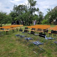 Freie Trauung im Obstgarten in Franken